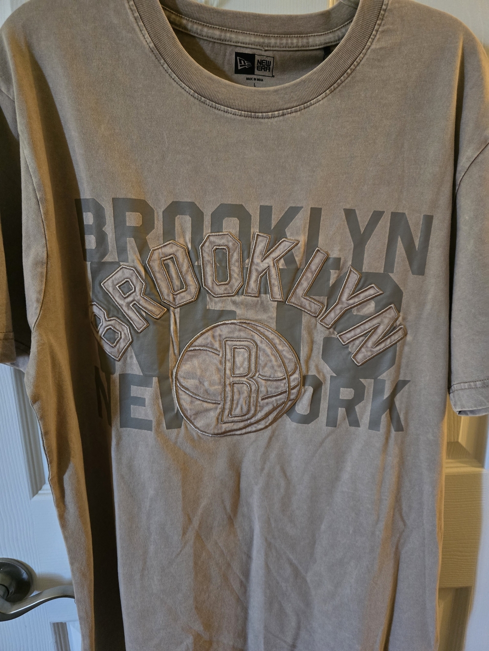 BNWT New Era Men's Brooklyn Nets Graphic Tee Large - Picture 5 of 9